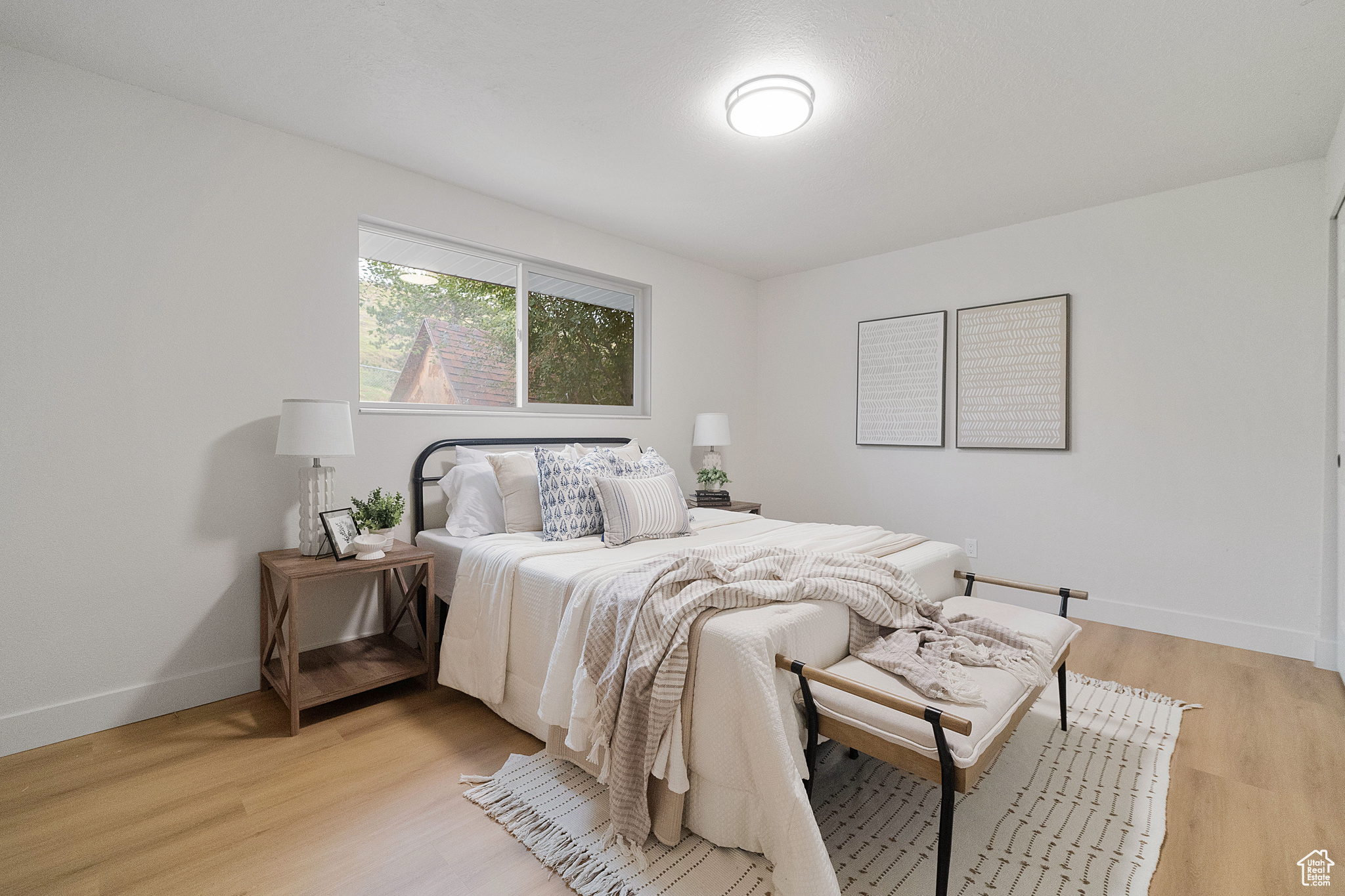 WHITE CITY - Residential