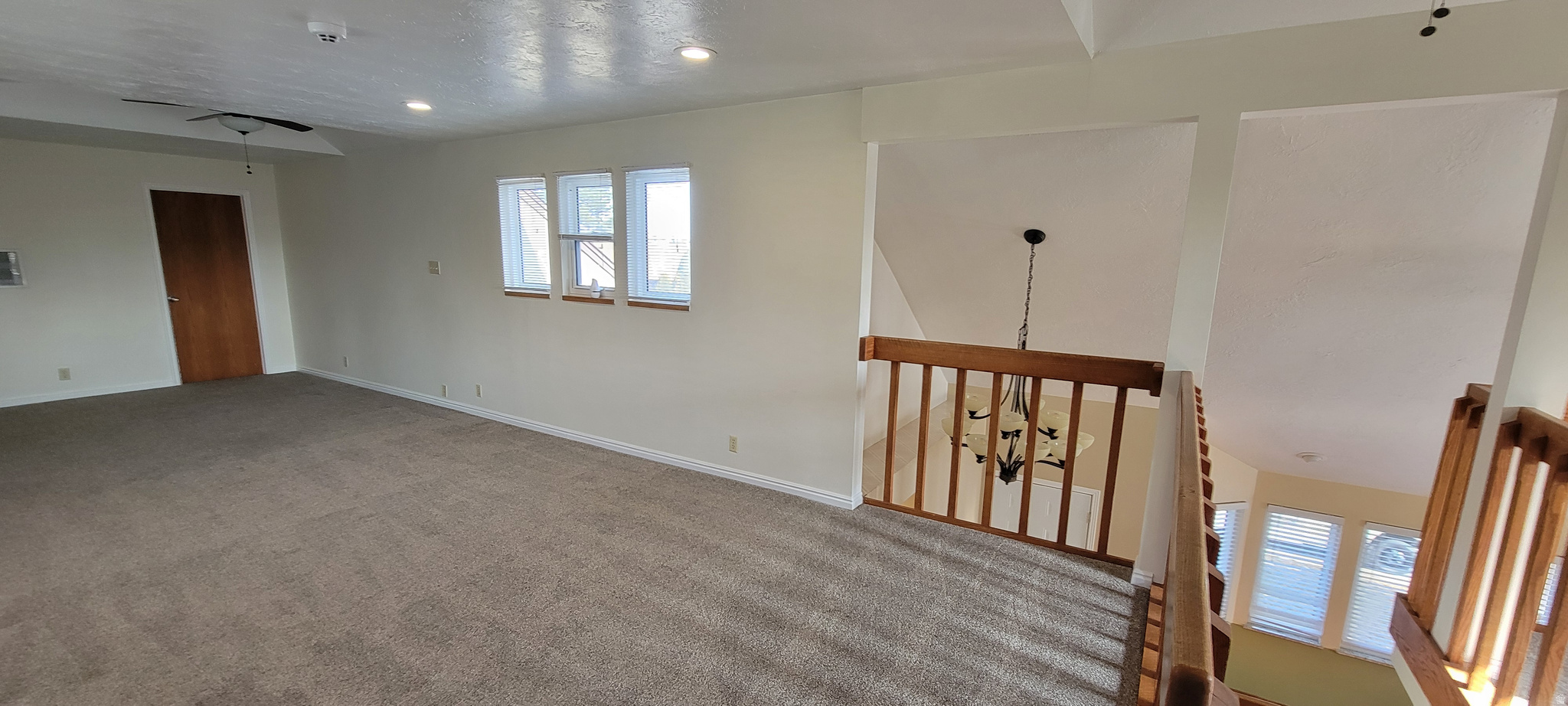 COUNTRY ESTA - Residential