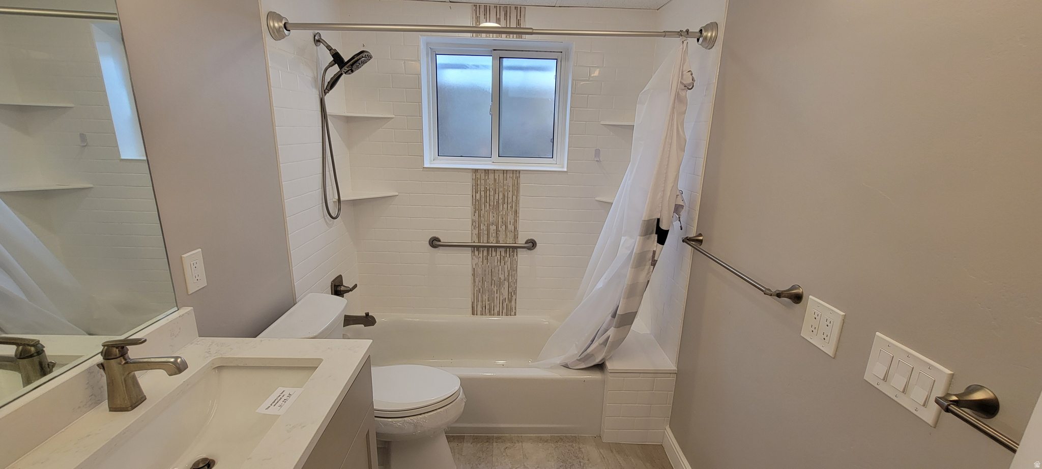 COUNTRY ESTA - Residential