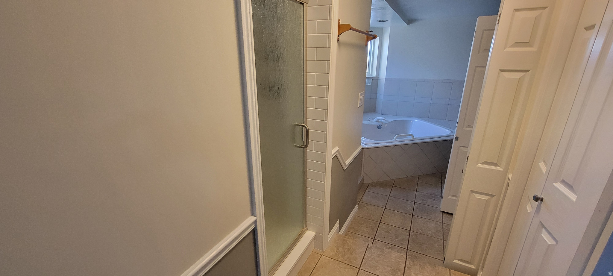 COUNTRY ESTA - Residential