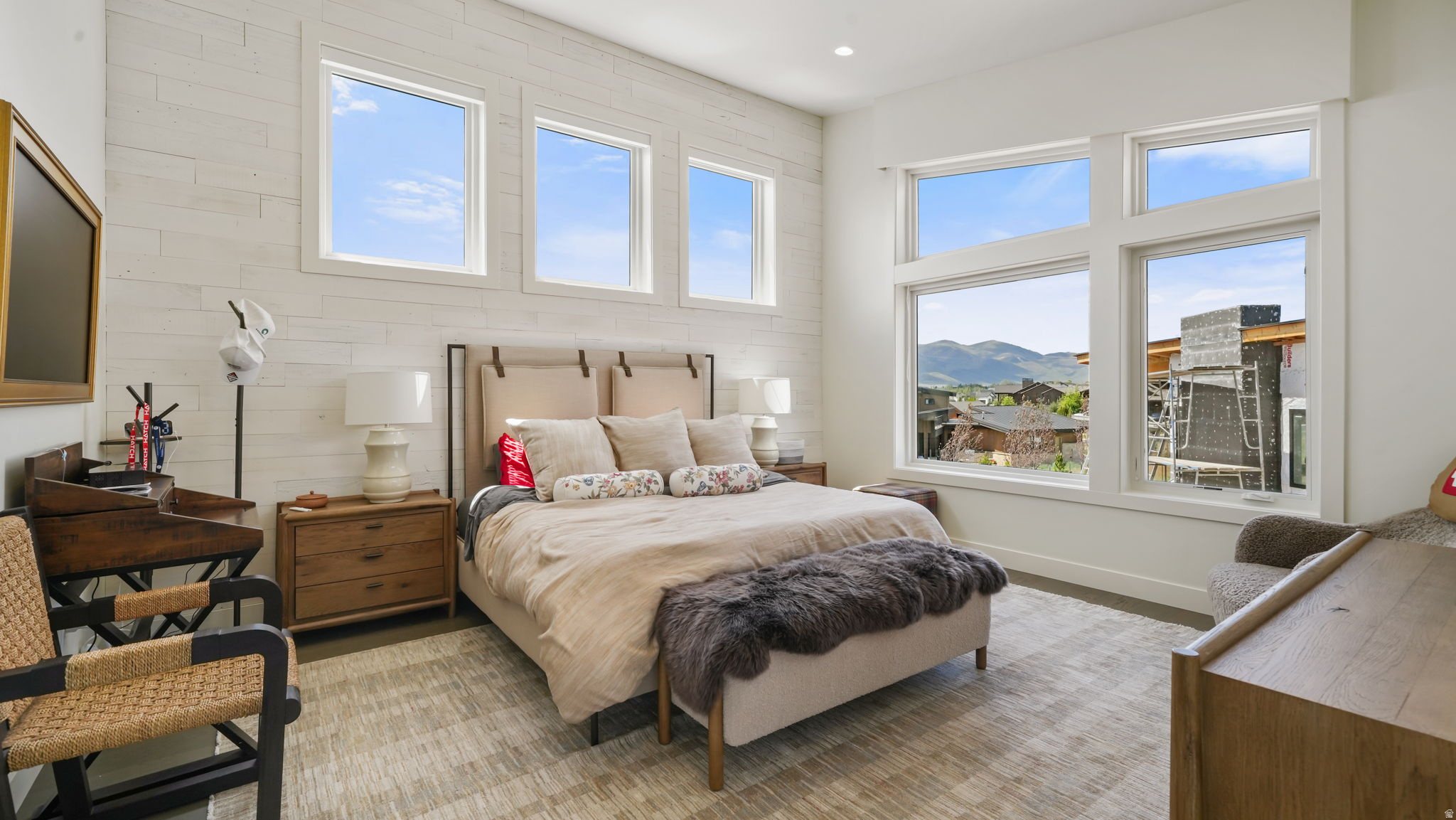RED LEDGES - Residential