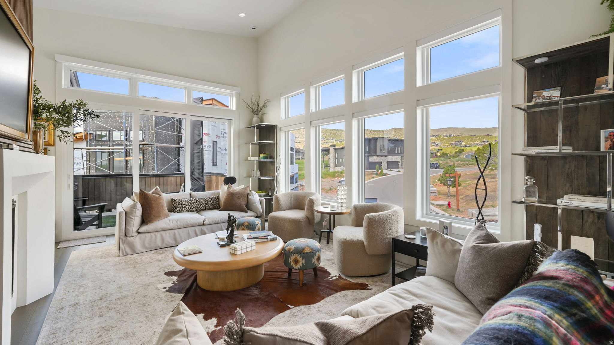 RED LEDGES - Residential