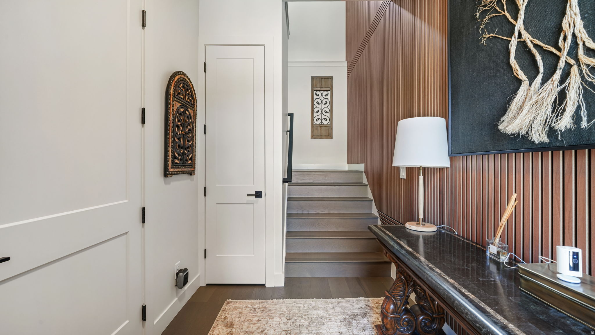 RED LEDGES - Residential