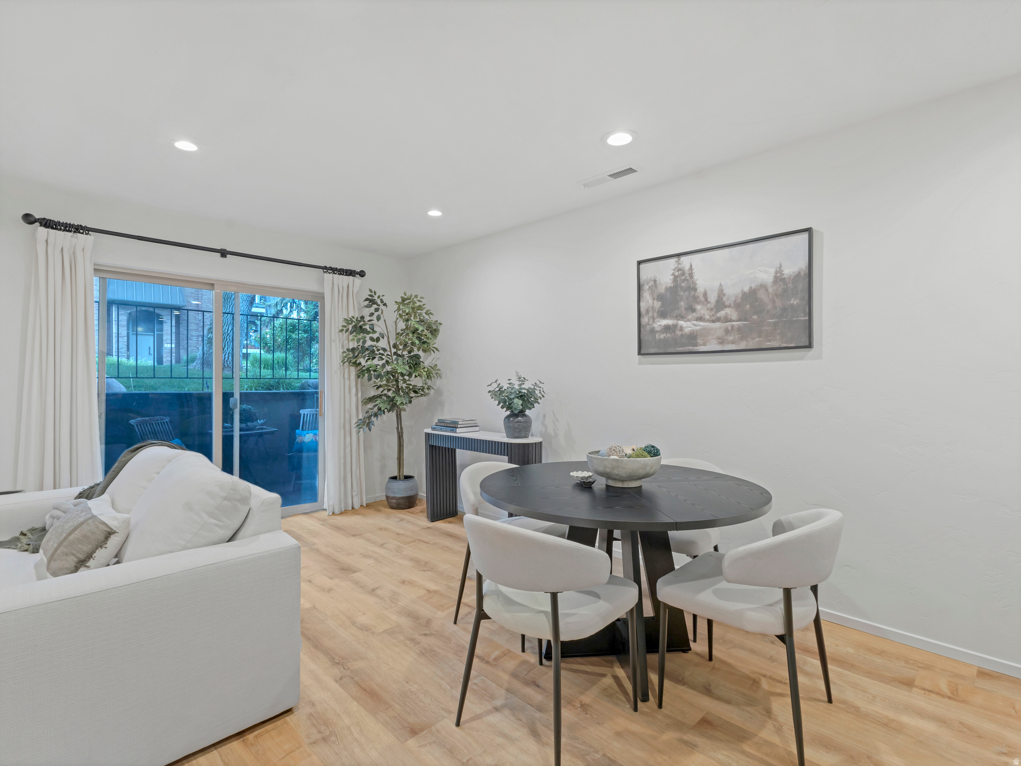 CHATEAU FORET - Residential