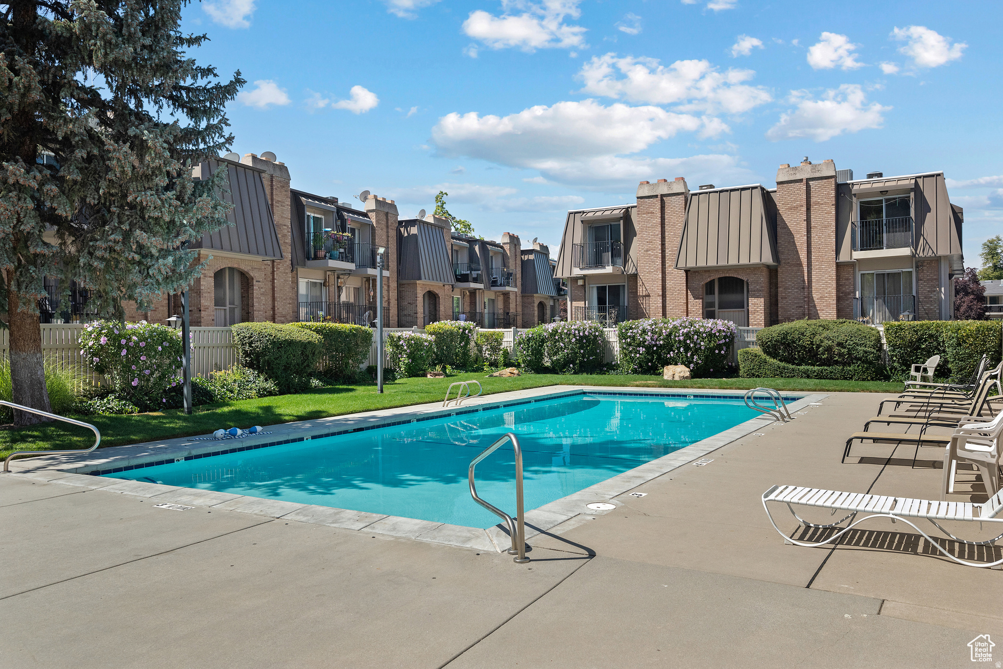 CHATEAU FORET - Residential