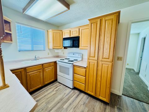 Tiny photo for 1150 W RED HILLS PKWY #148, Washington, UT 84780 (MLS # 2158264)