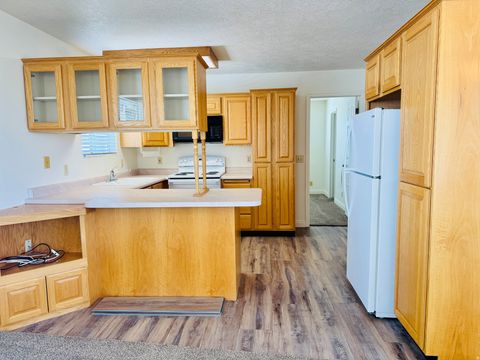 Tiny photo for 1150 W RED HILLS PKWY #148, Washington, UT 84780 (MLS # 2158264)