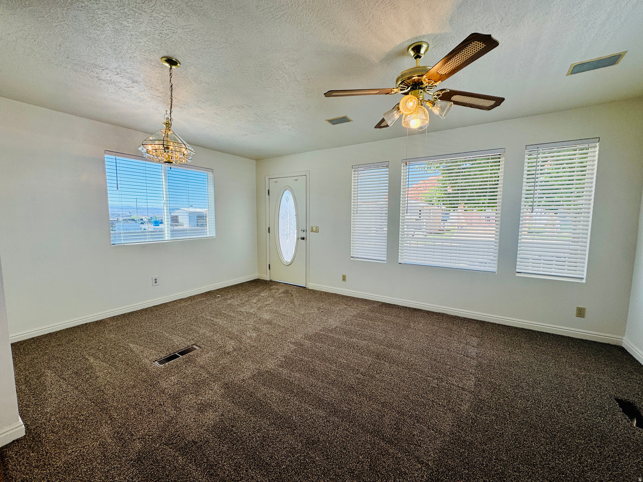 CANYON BREEZE RV RESORT - Residential