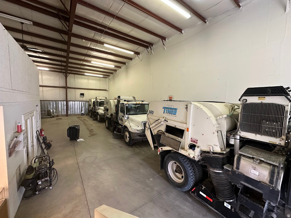 UNIT 2, P G BUSINESS PARK II SUBDV. - Commercial Sale