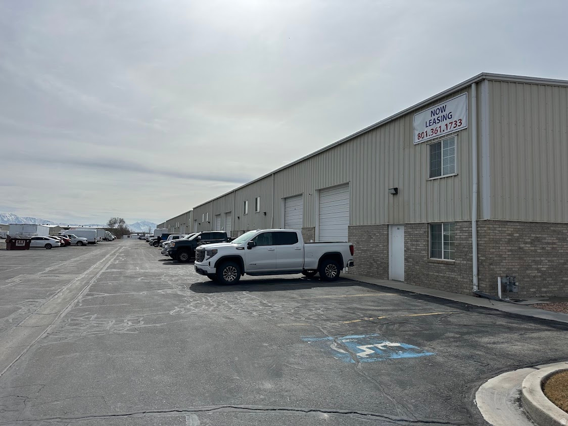UNIT 2, P G BUSINESS PARK II SUBDV. - Commercial Sale