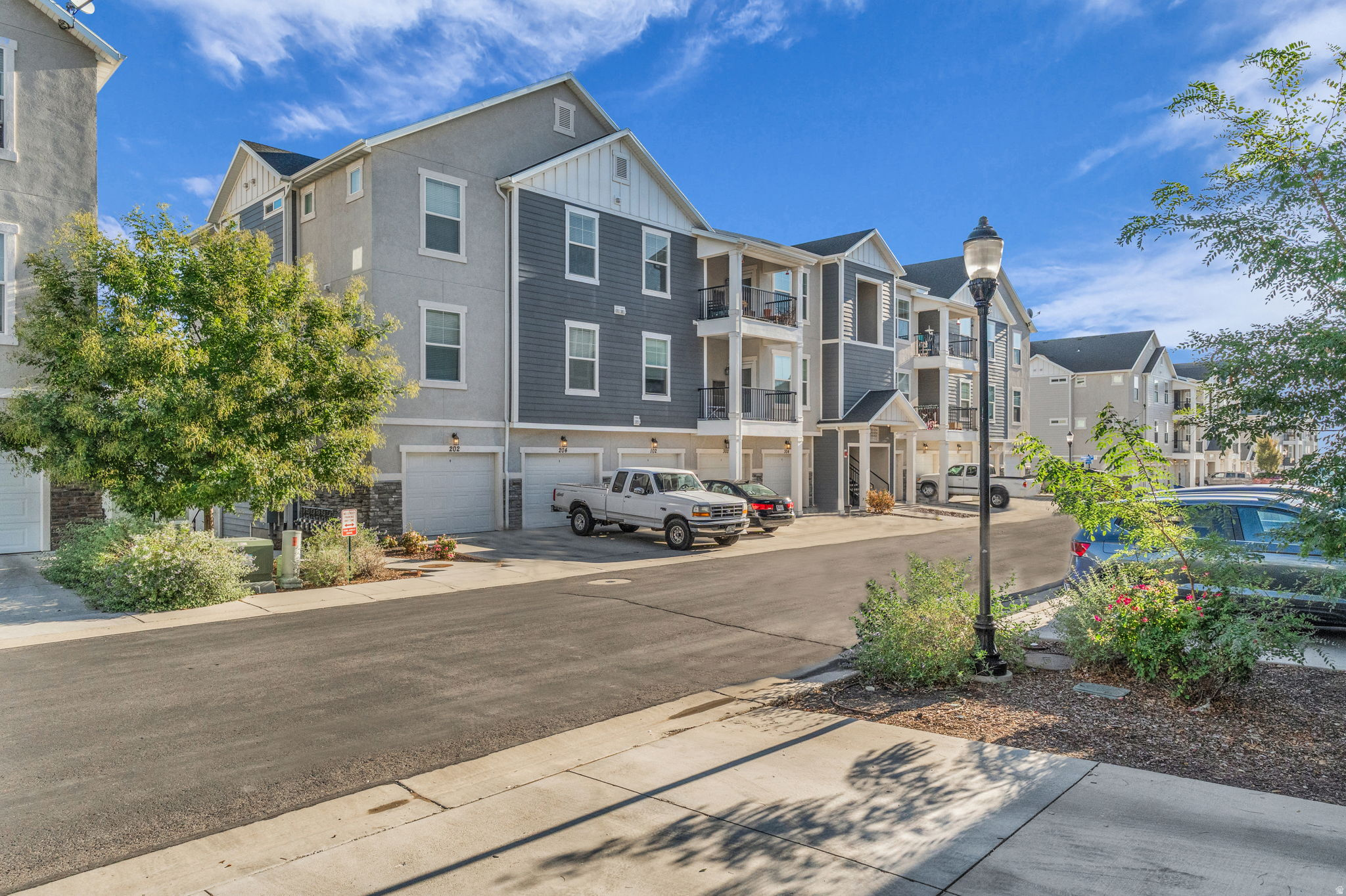 EAGLE VIEW - Residential