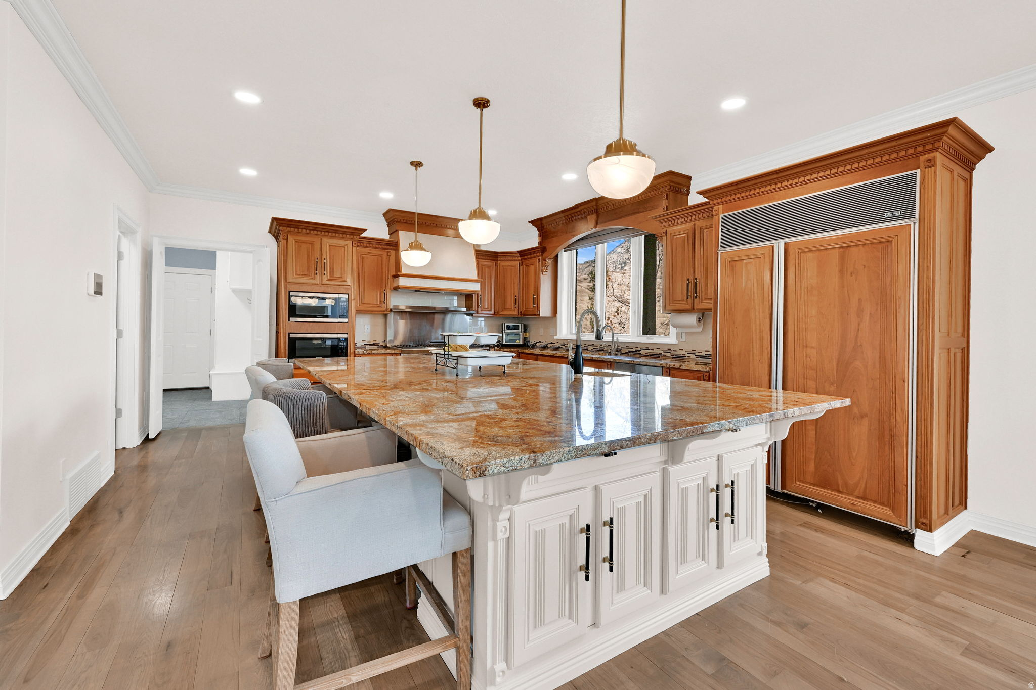 BELLA VISTA HEIGHTS - Residential