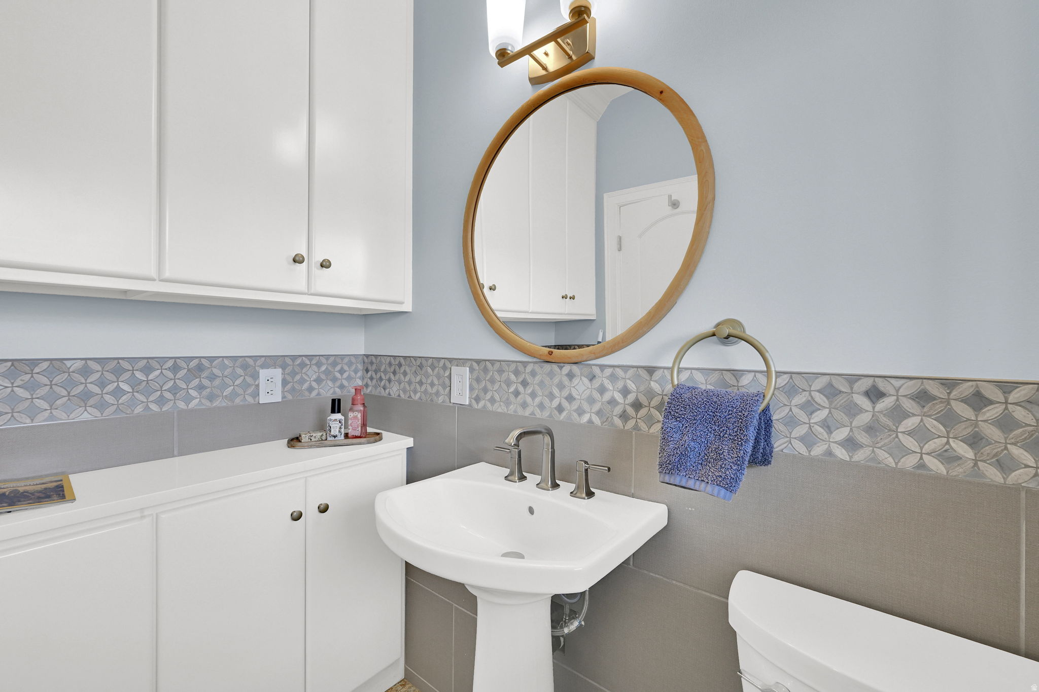 BELLA VISTA HEIGHTS - Residential