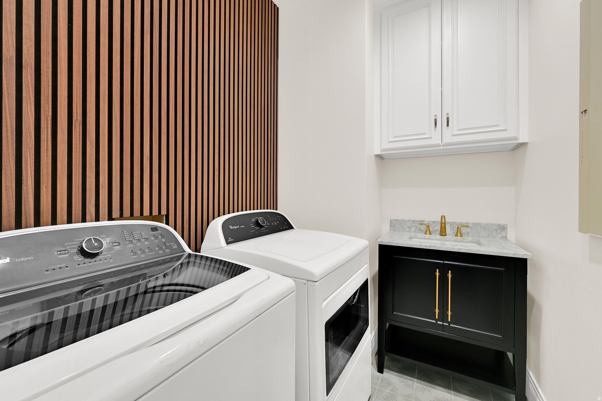 BELLA VISTA HEIGHTS - Residential