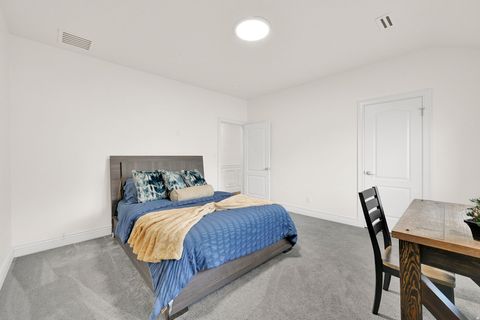 Tiny photo for 566 N BELLA VISTA DR E, Orem, UT 84097 (MLS # 2143965)