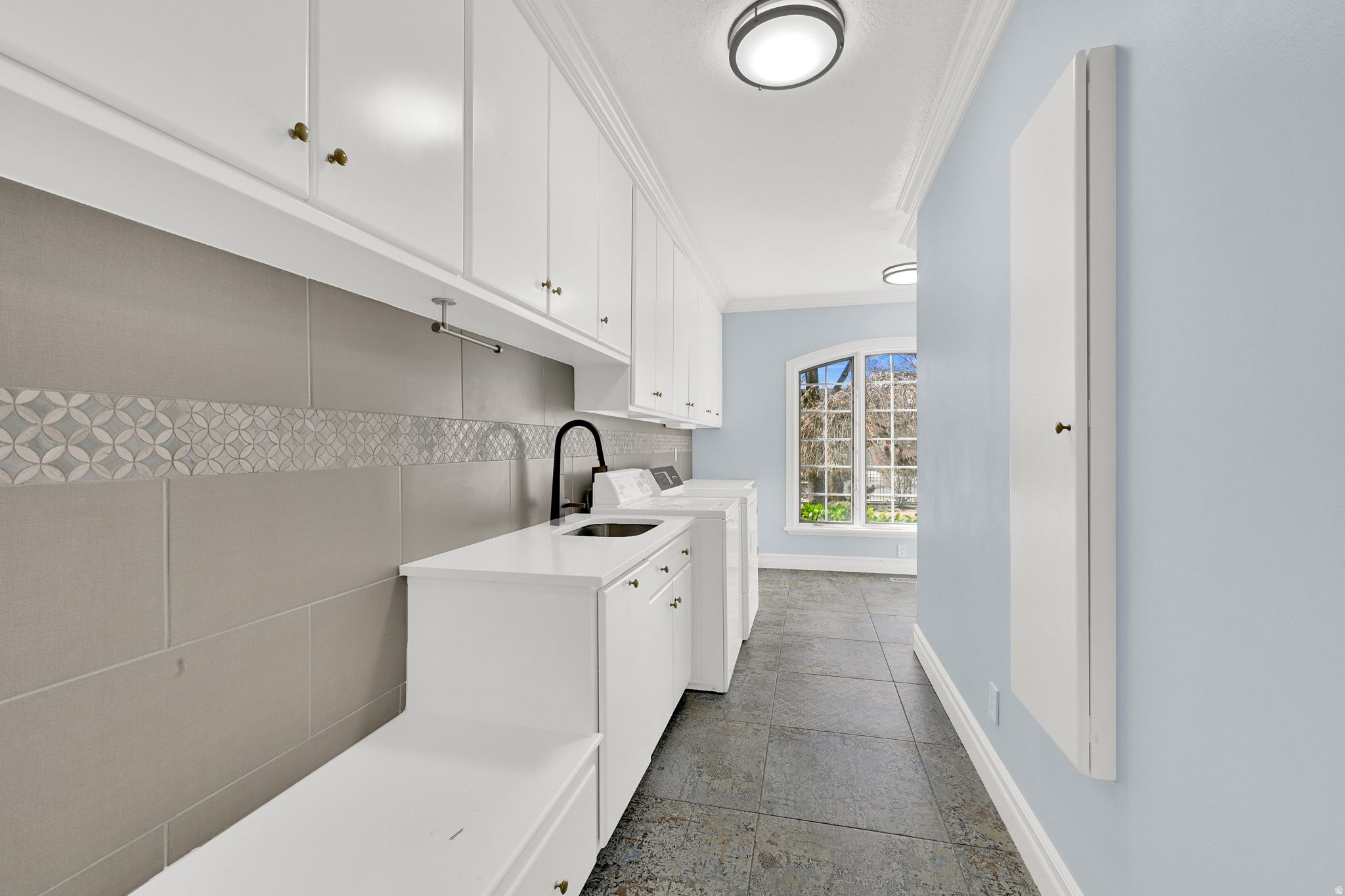 BELLA VISTA HEIGHTS - Residential