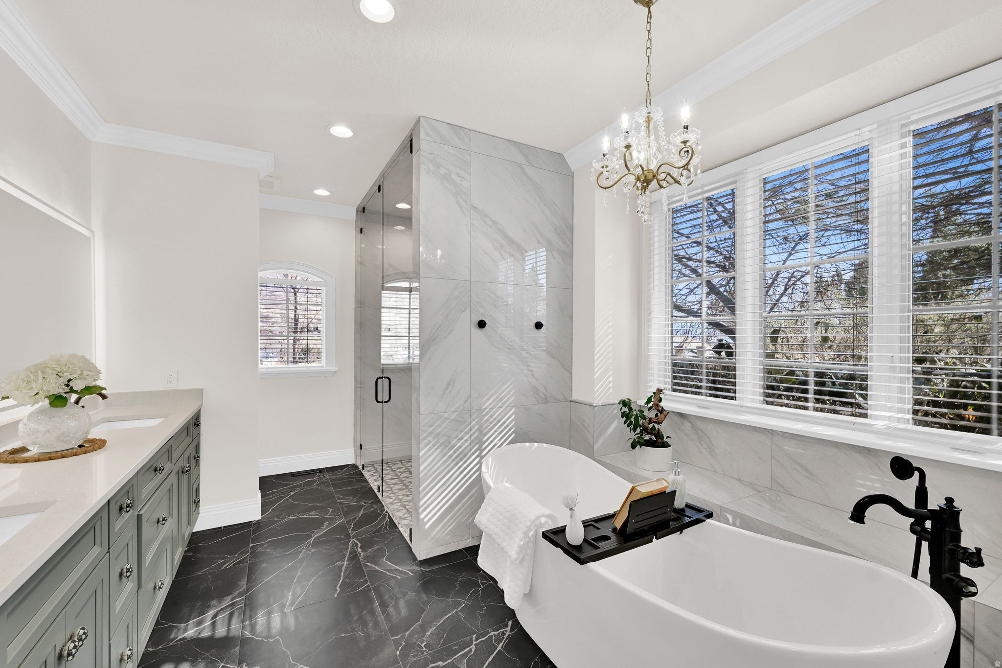 BELLA VISTA HEIGHTS - Residential