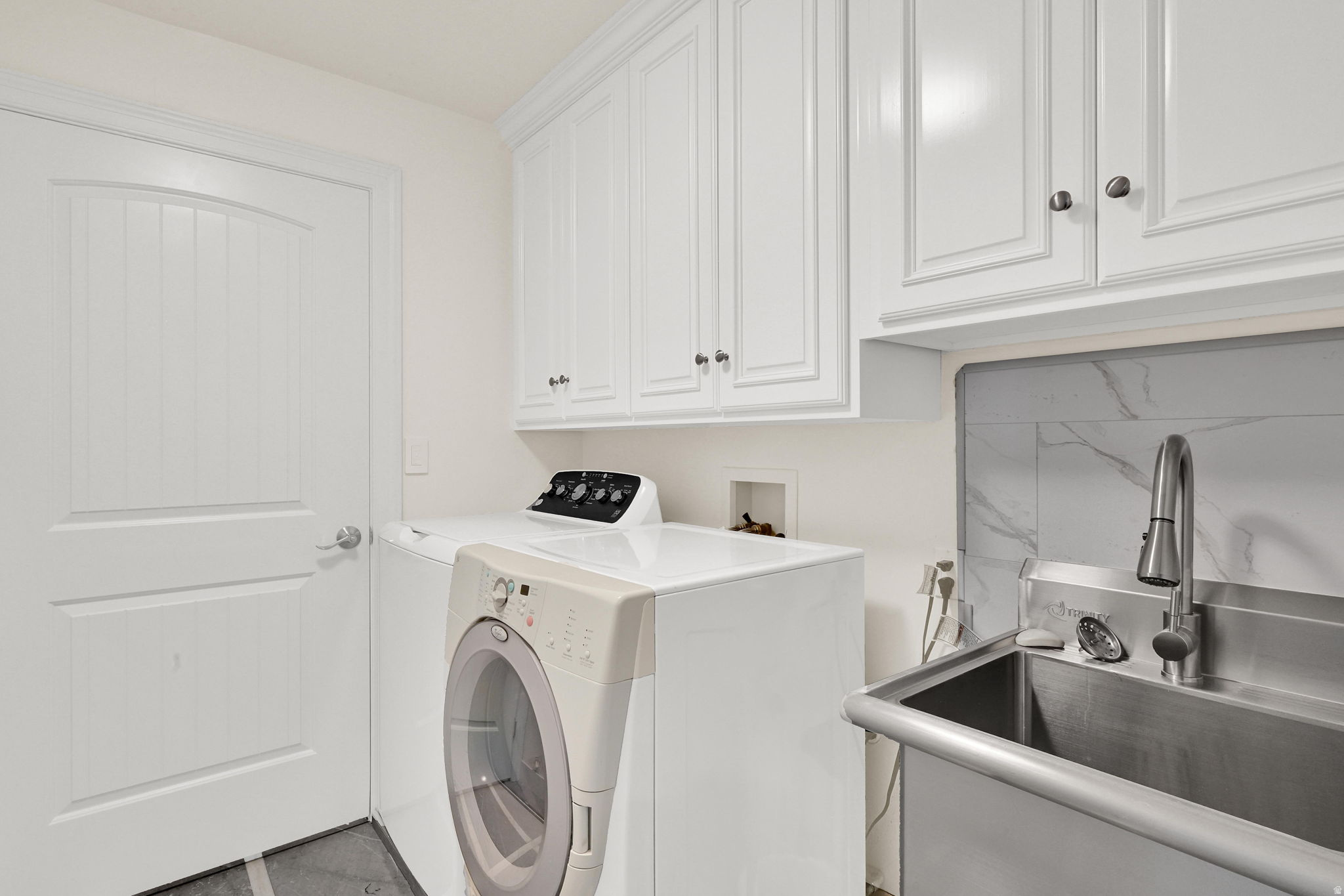 BELLA VISTA HEIGHTS - Residential