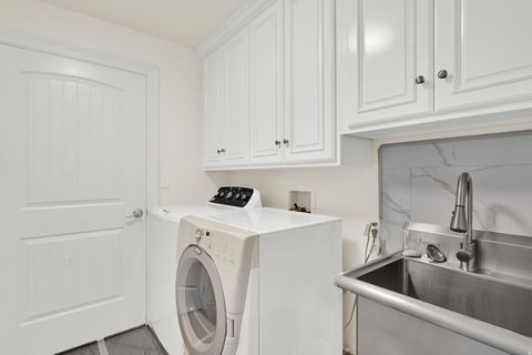 Tiny photo for 566 N BELLA VISTA DR E, Orem, UT 84097 (MLS # 2143965)