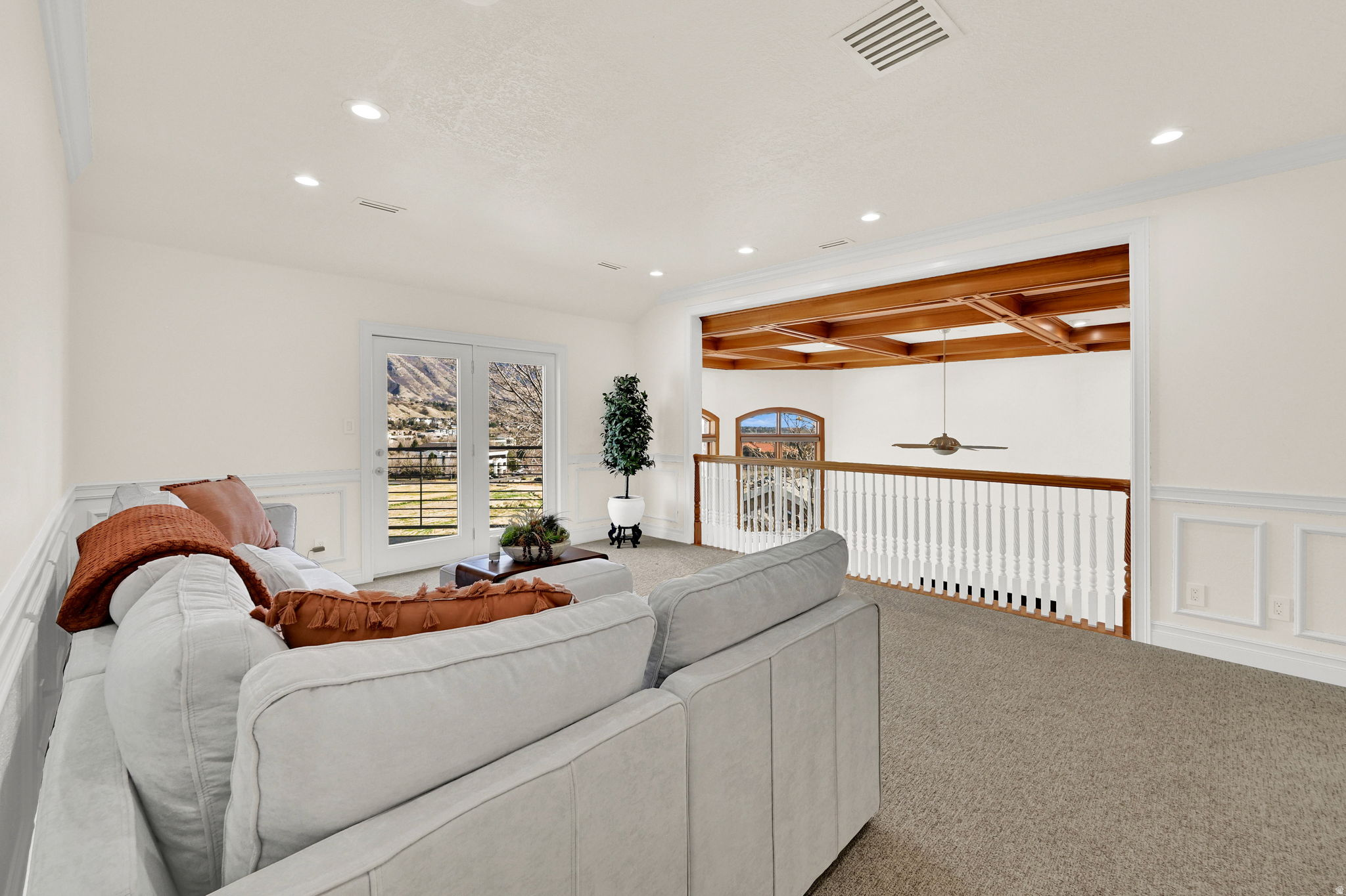 BELLA VISTA HEIGHTS - Residential