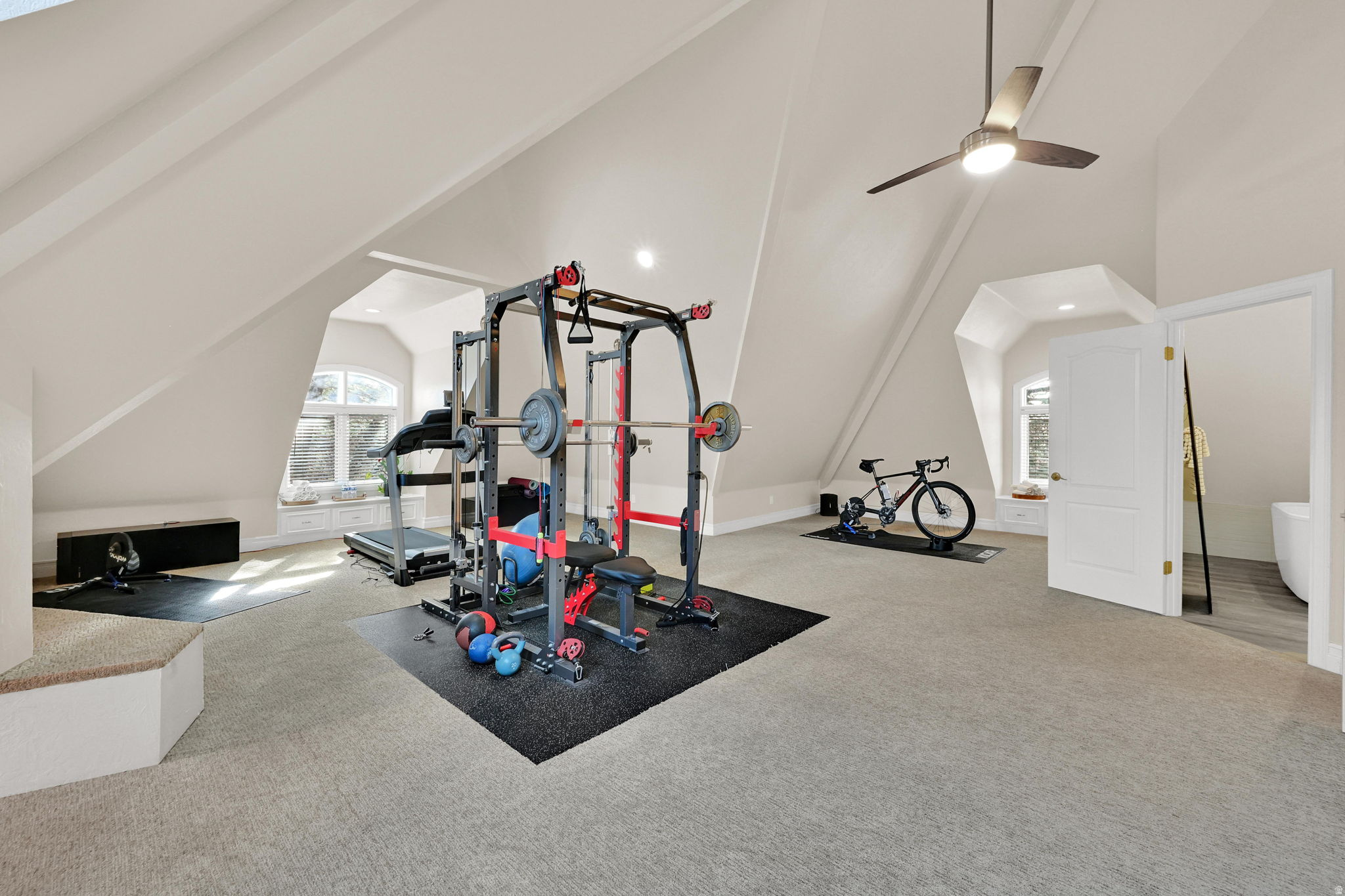 BELLA VISTA HEIGHTS - Residential