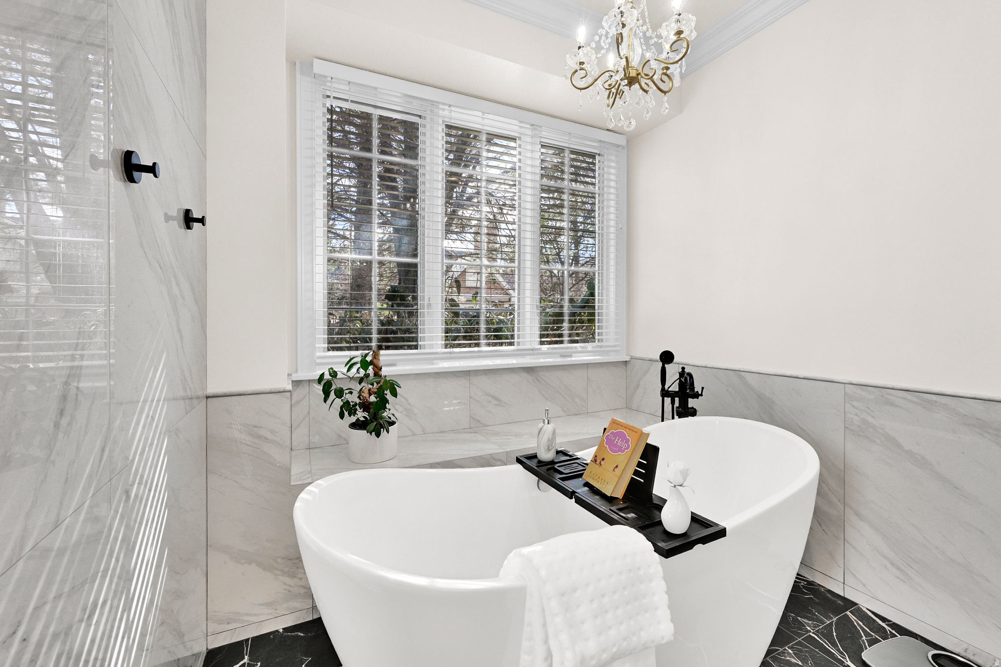 BELLA VISTA HEIGHTS - Residential