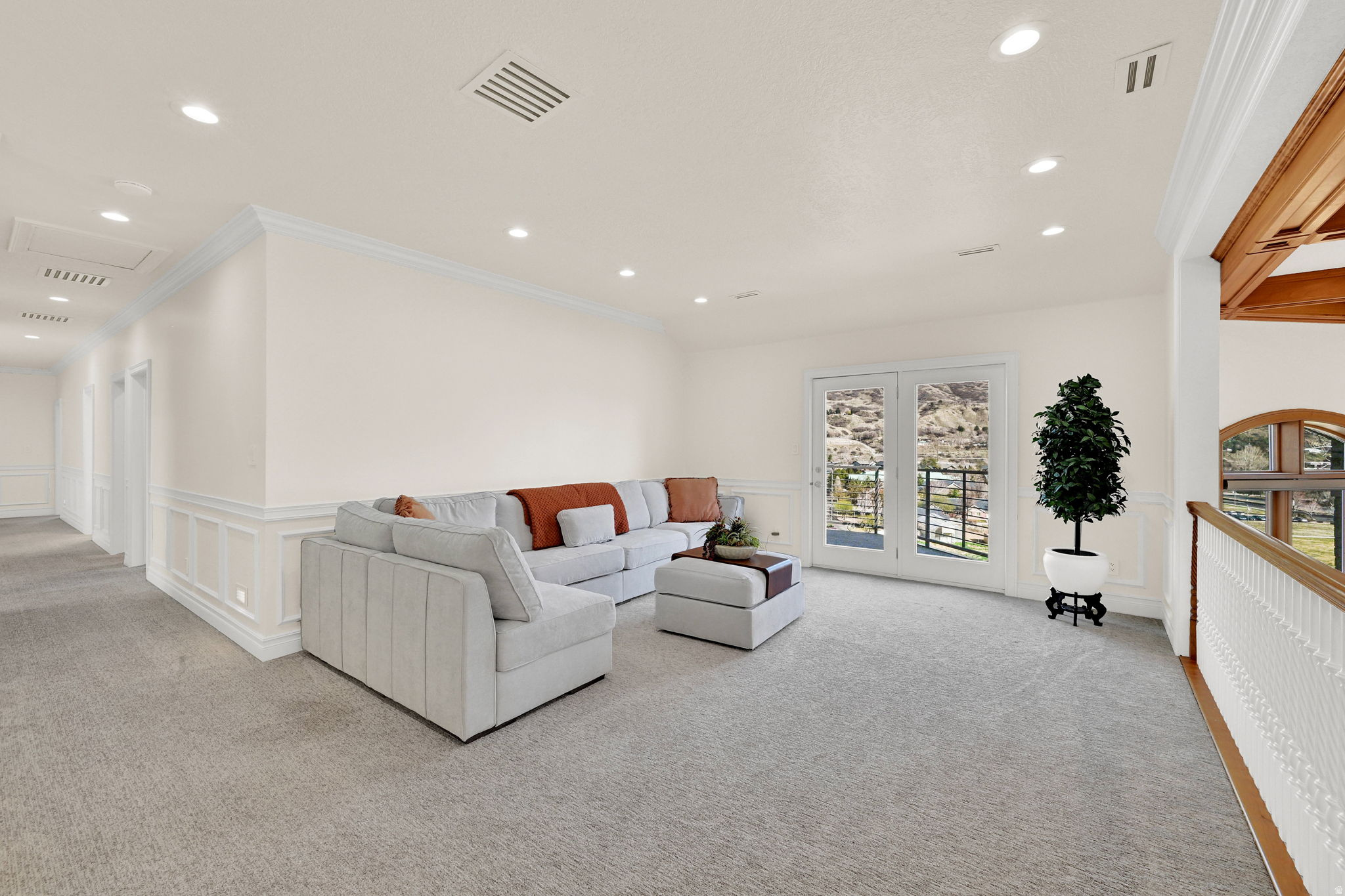 BELLA VISTA HEIGHTS - Residential