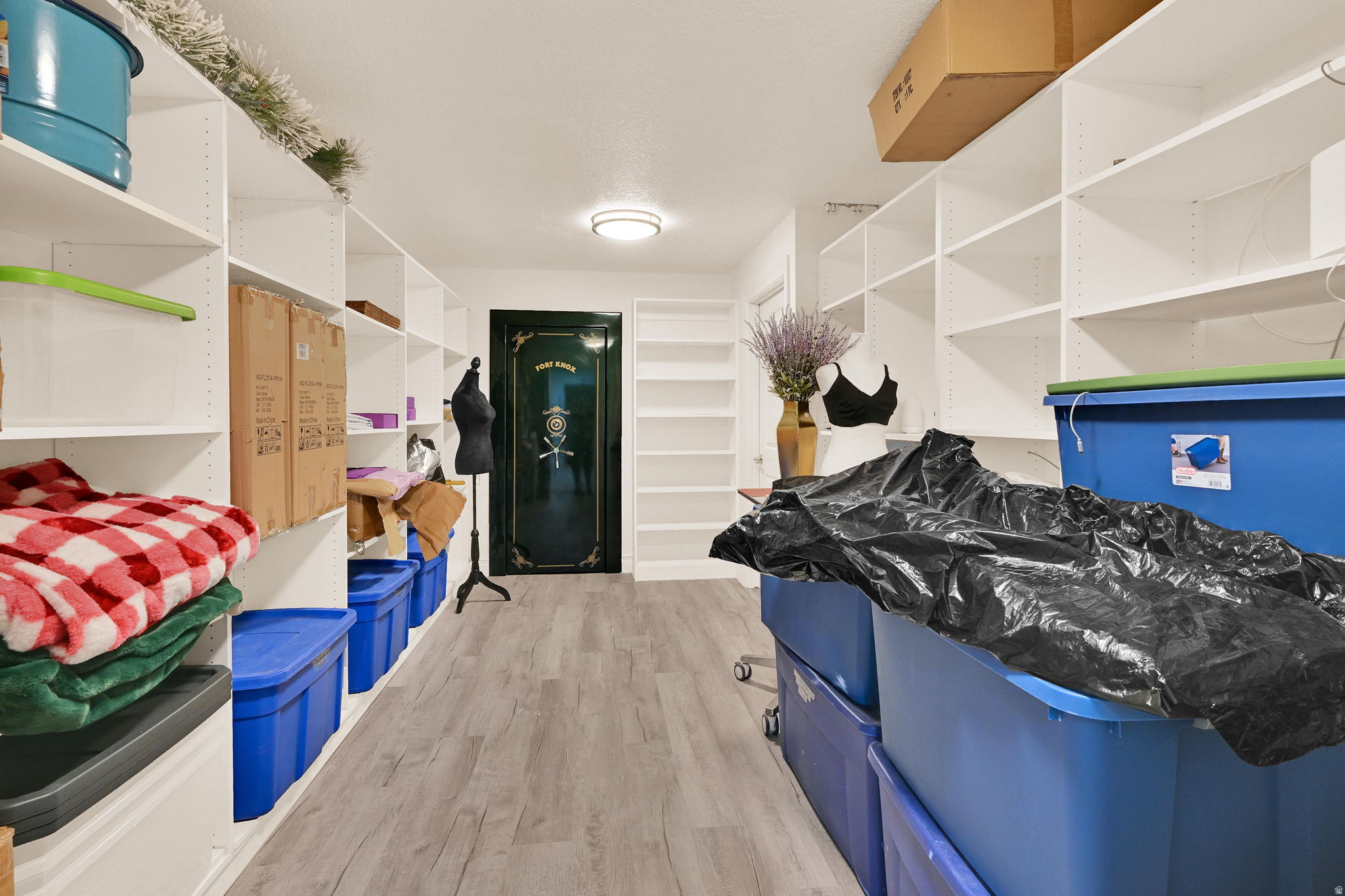 BELLA VISTA HEIGHTS - Residential