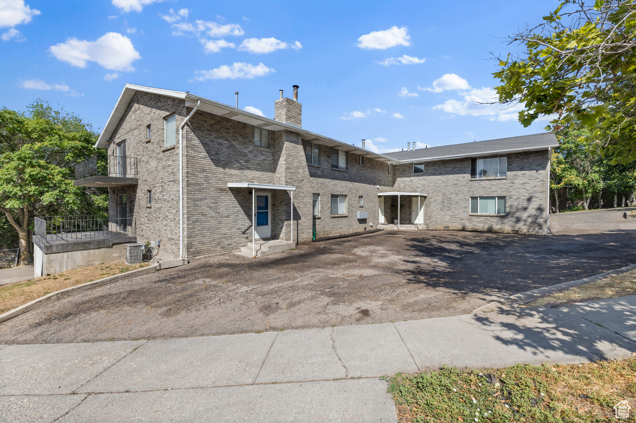 MANSION HOUSE CONDO - Residential