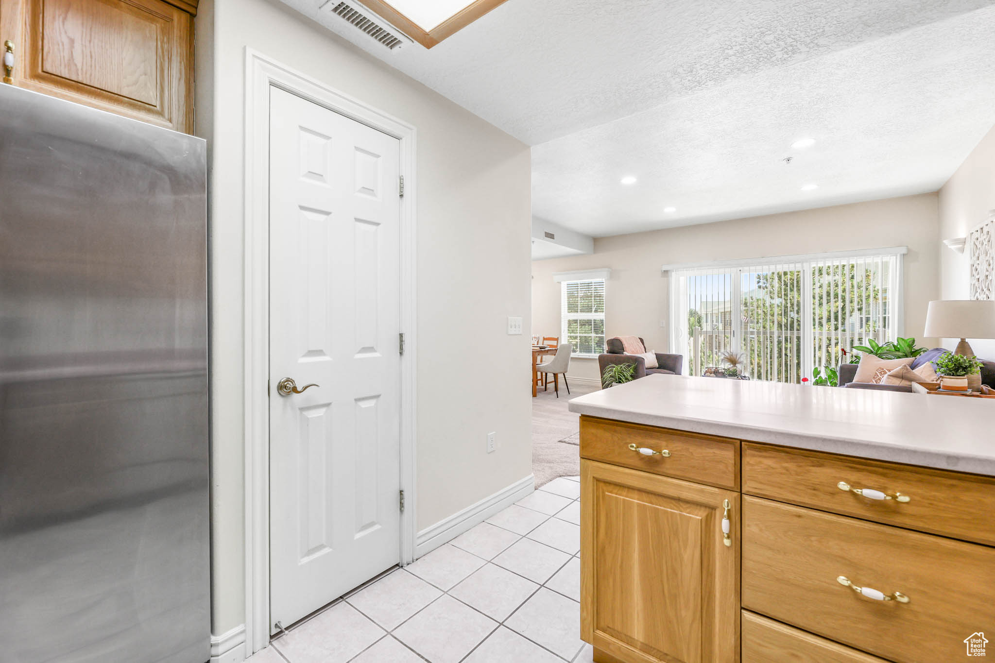 CRESCENT HEIGHTS CON - Residential