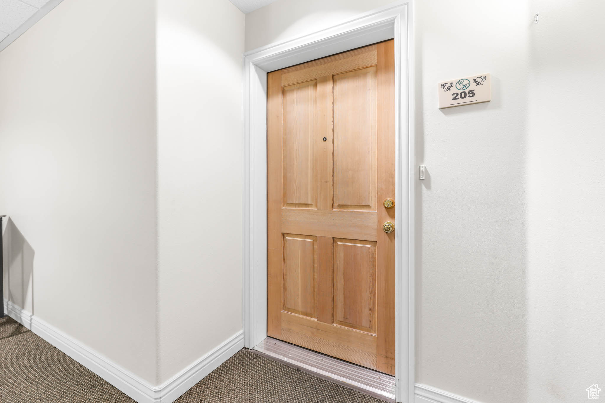 CRESCENT HEIGHTS CON - Residential