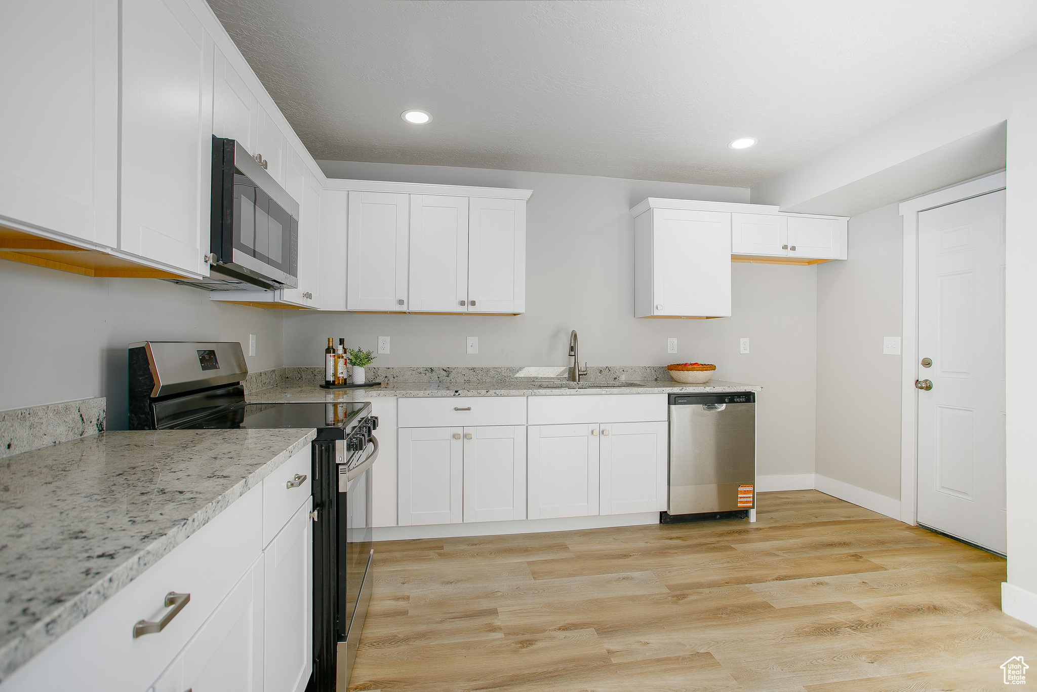 HOFFMAN HEIGHTS - Residential