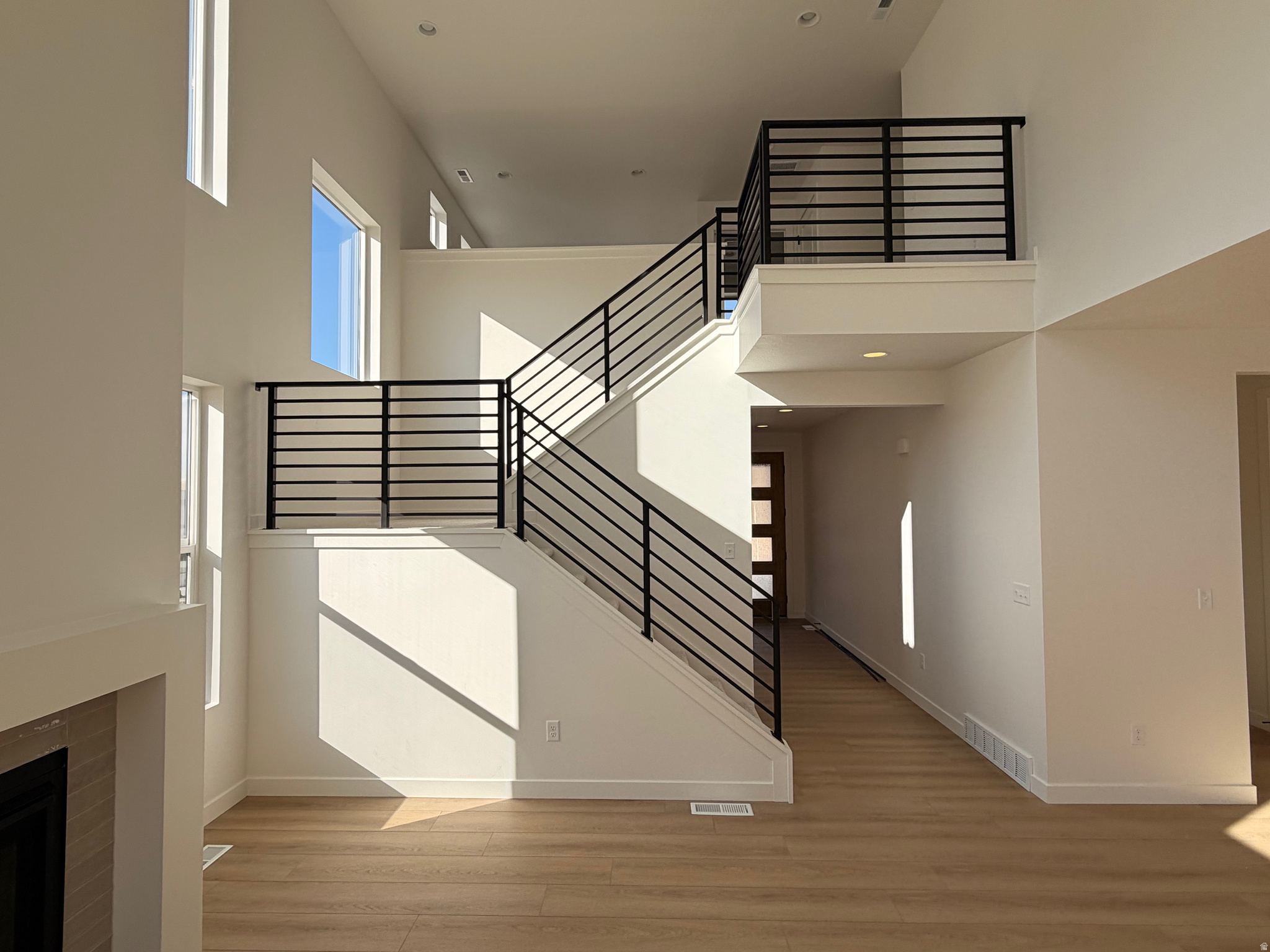 CANYON POINT - Residential