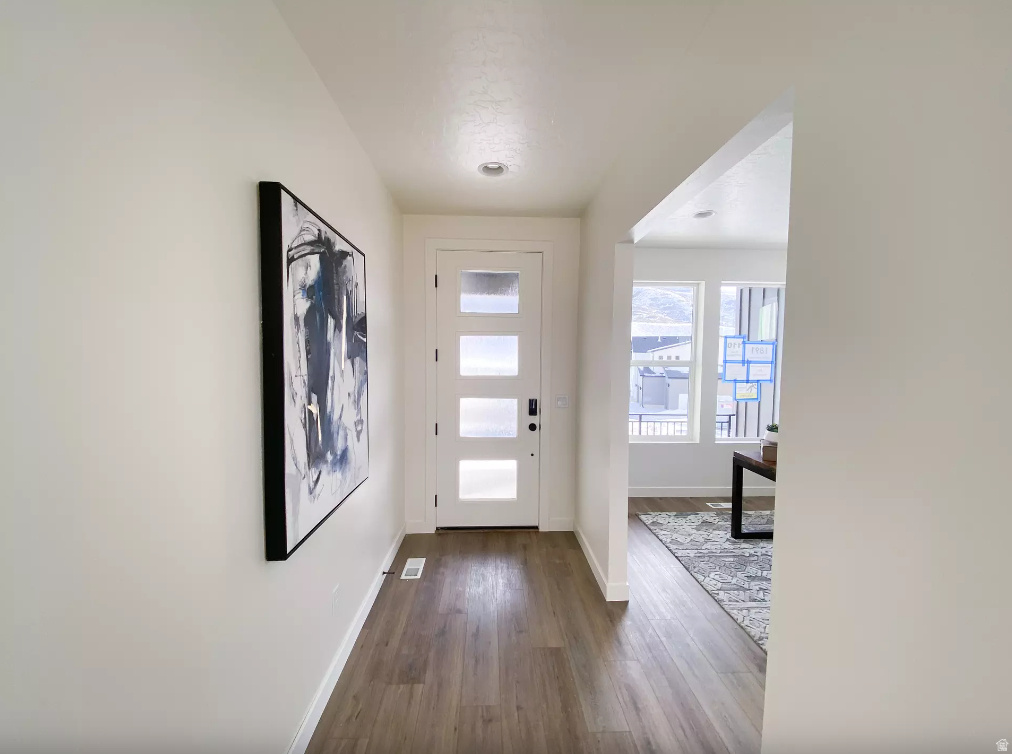 CANYON POINT - Residential