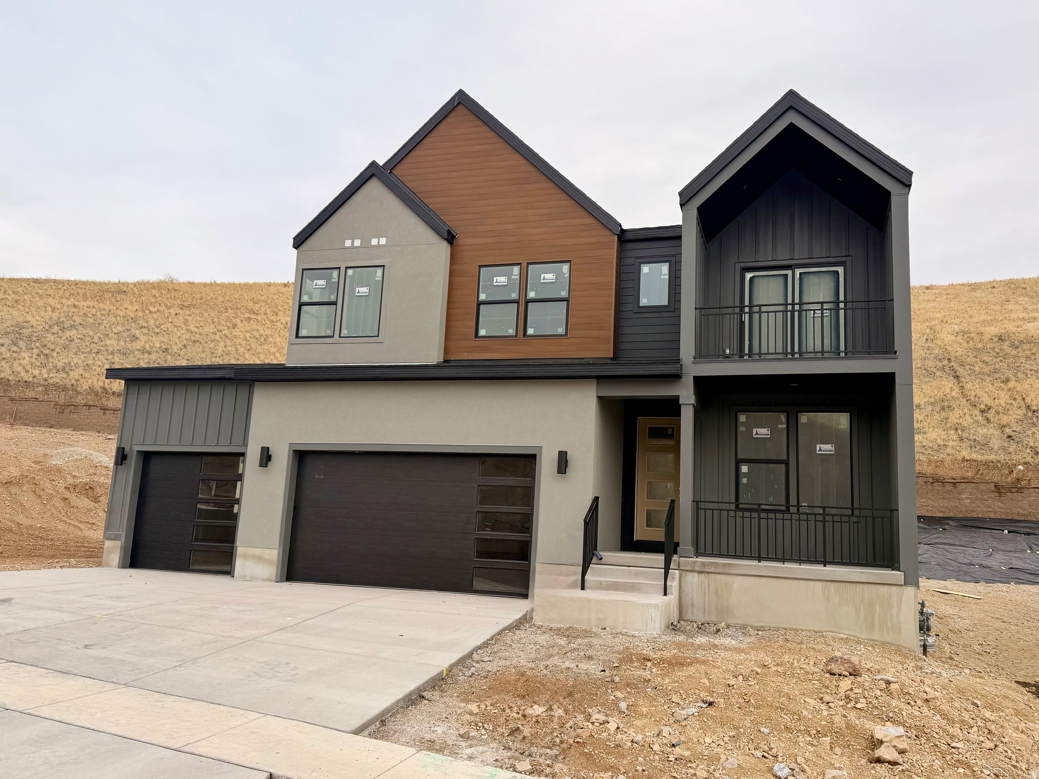 CANYON POINT - Residential