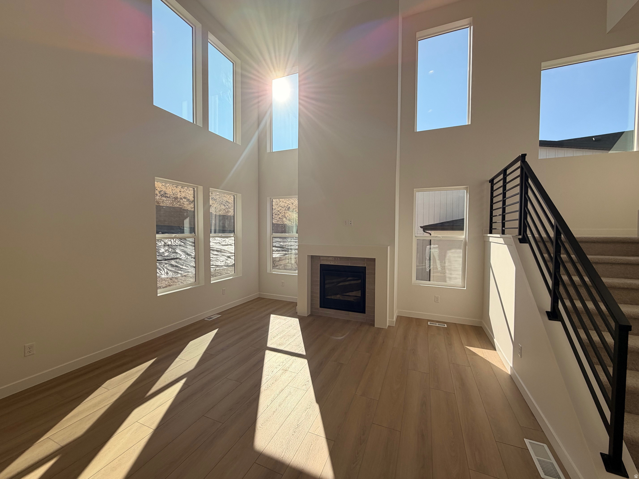 CANYON POINT - Residential