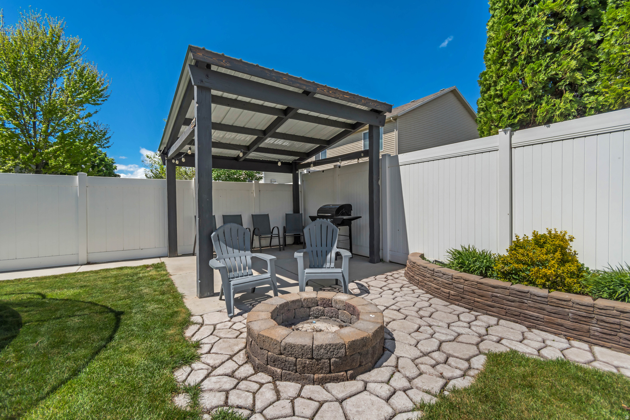 SPANISH FIELDS - Residential