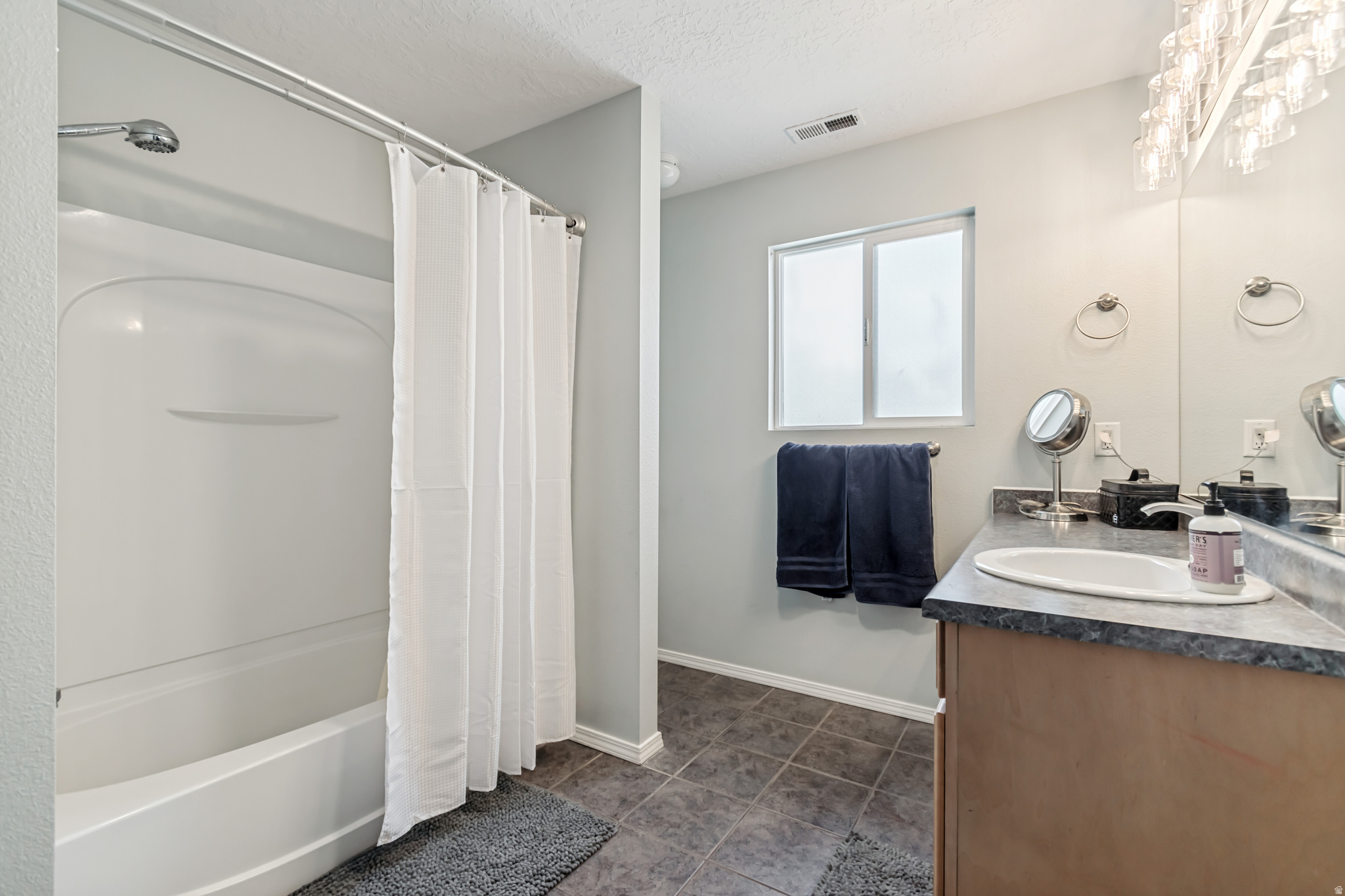 SPANISH FIELDS - Residential