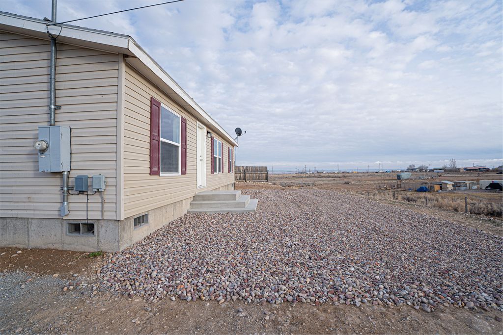 Photo of 5065 S 3150 E, Vernal, UT 84078 (MLS # 2140670)