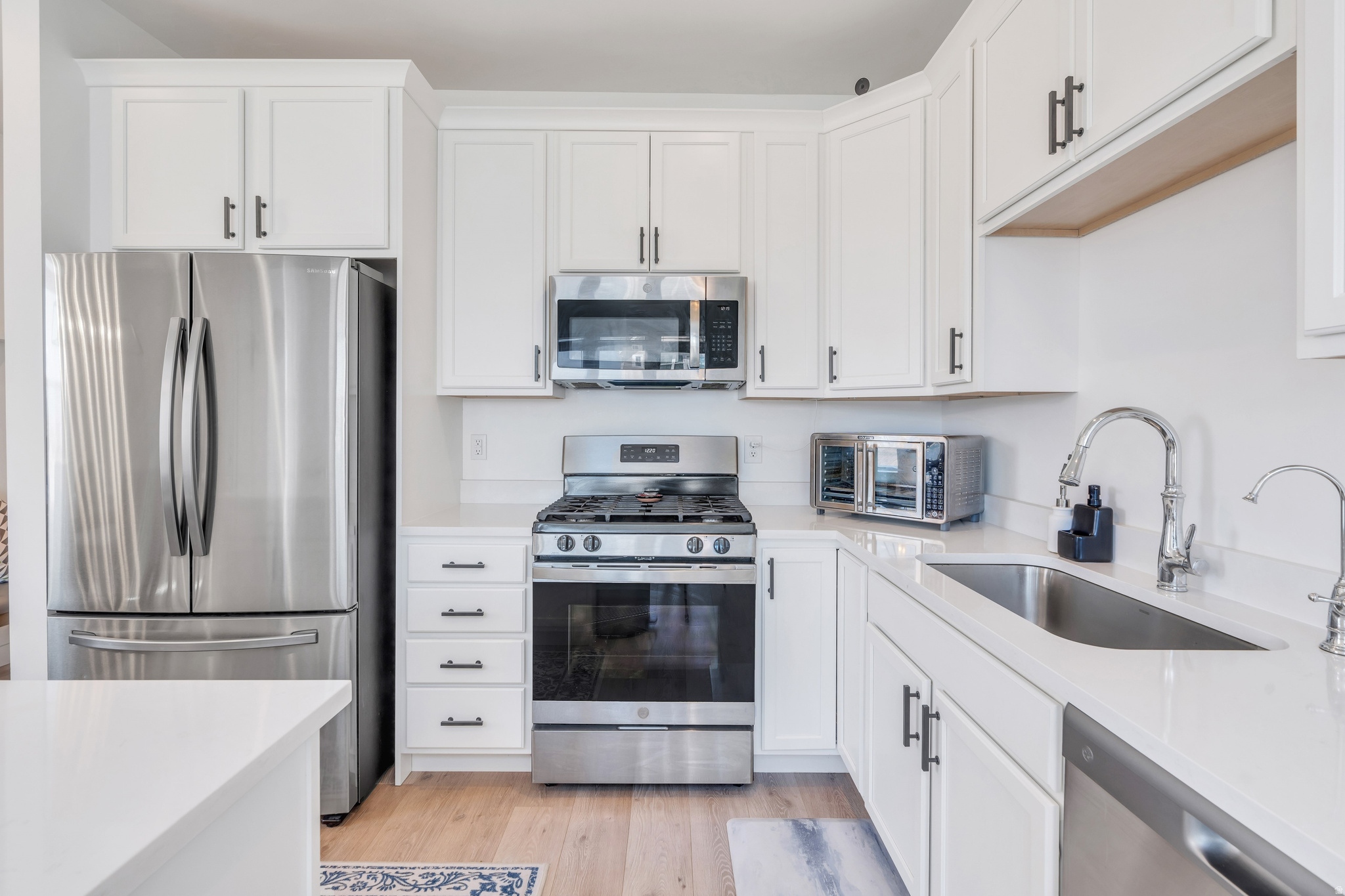 DAYBREAK - Residential