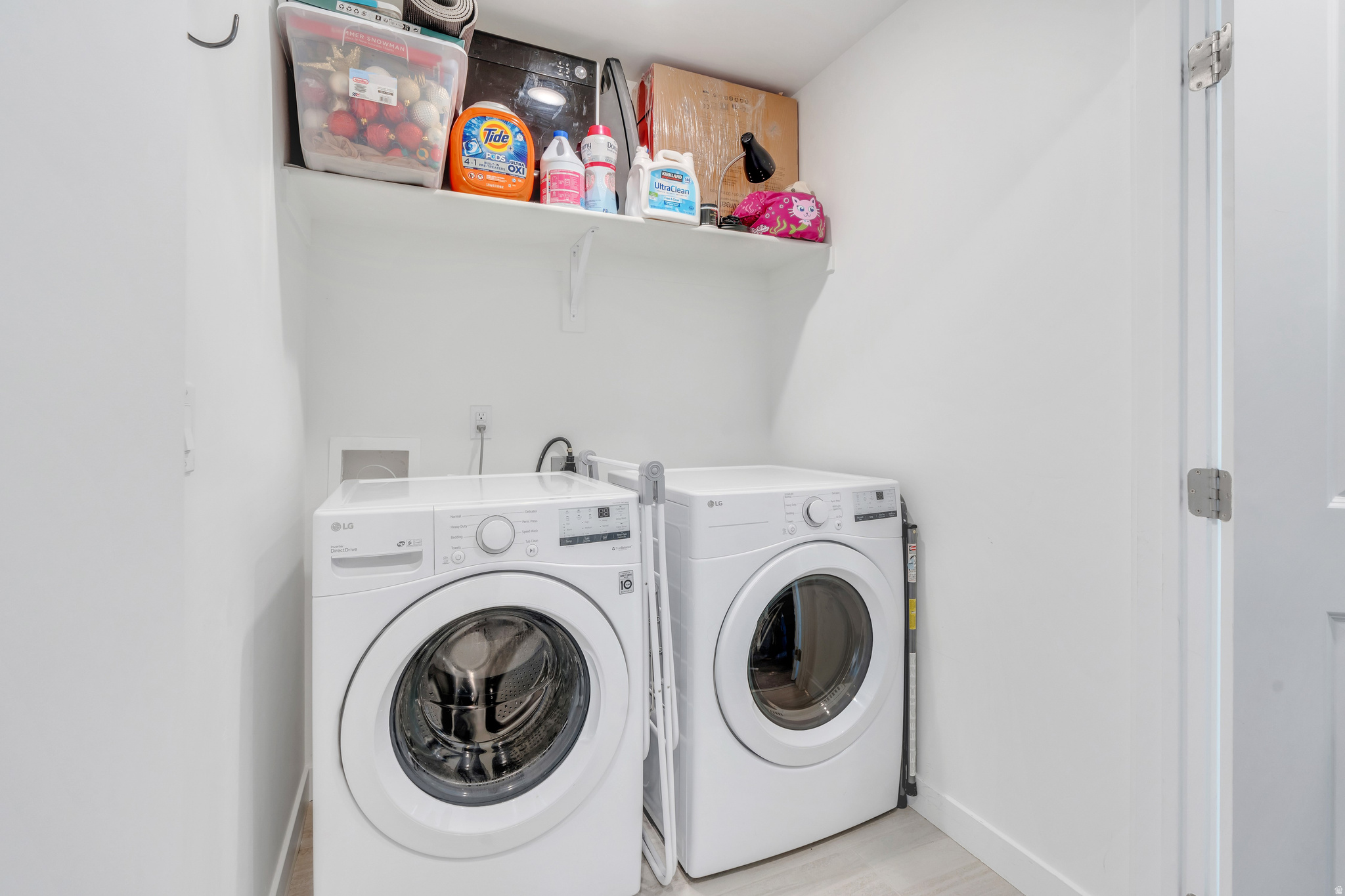 DAYBREAK - Residential