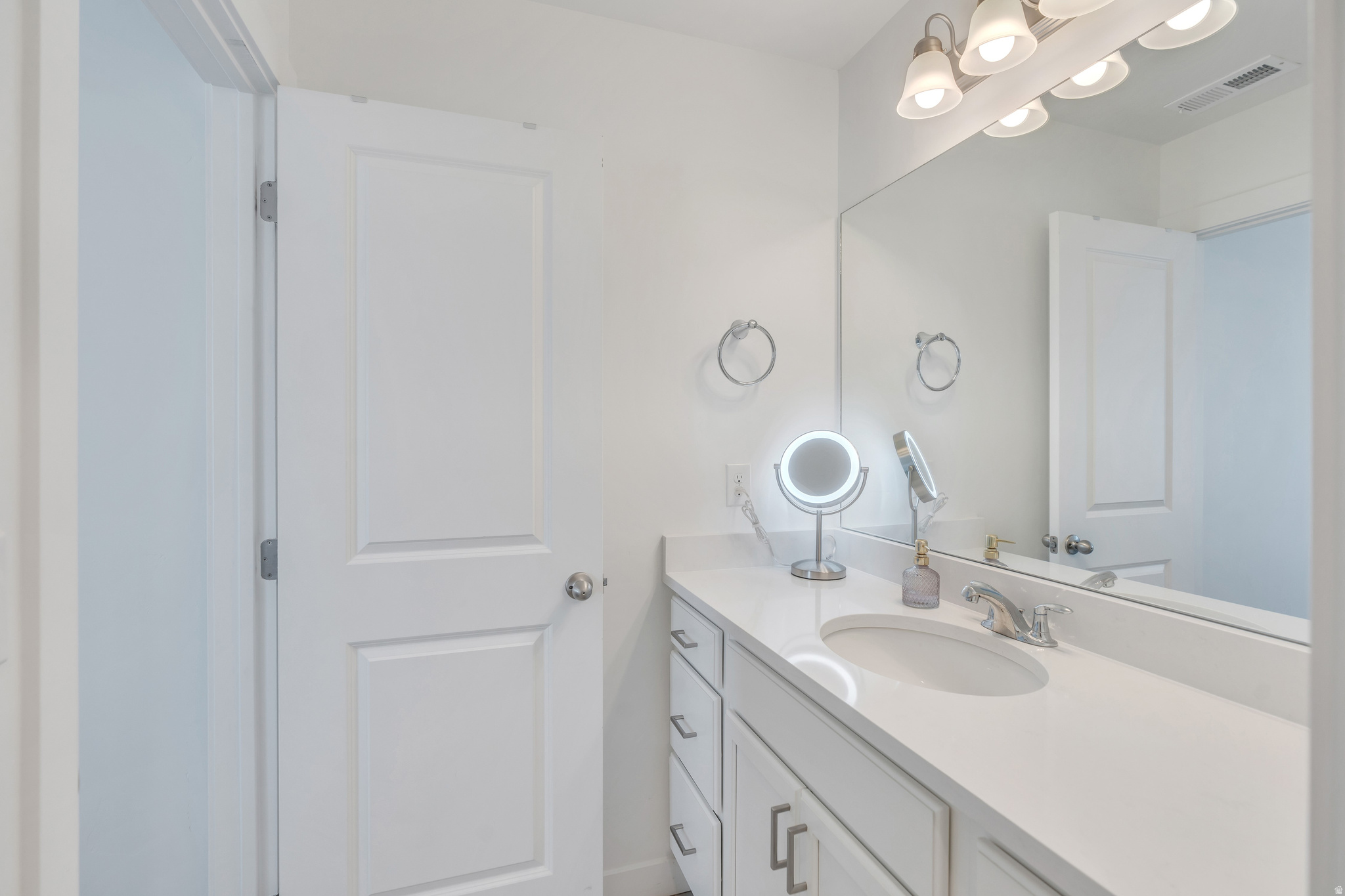 DAYBREAK - Residential