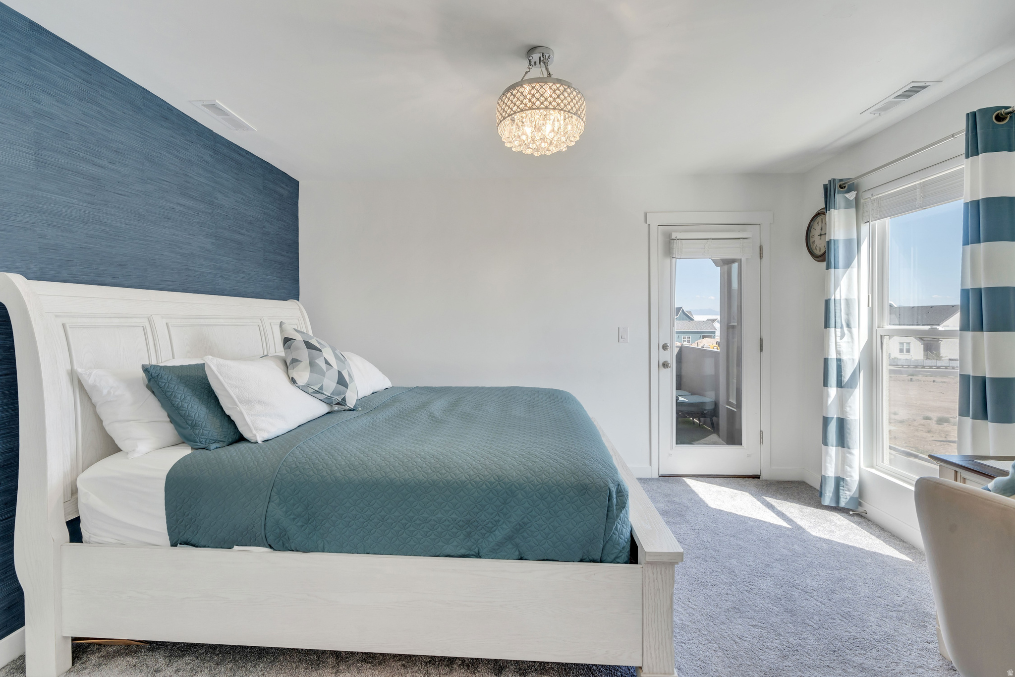 DAYBREAK - Residential