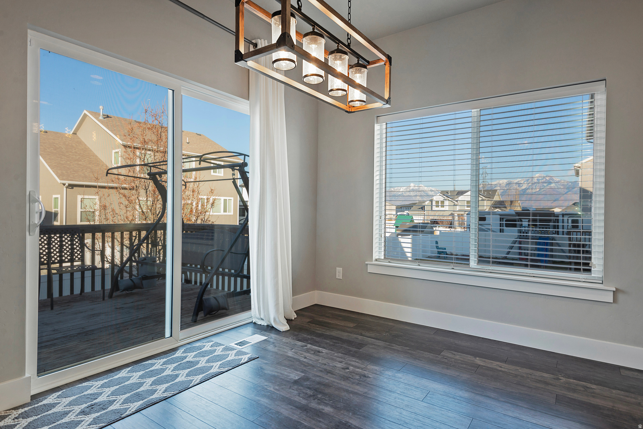 COTTAGES - Residential