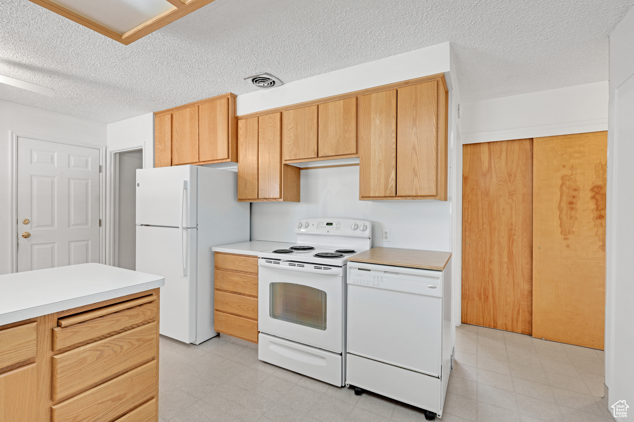 SIMMONS - Residential