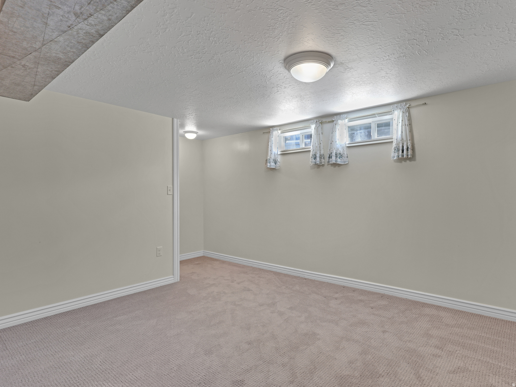 SIMMONS - Residential