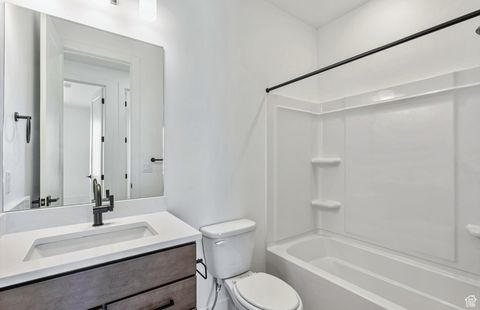 Tiny photo for 1018 E 250 S, Salem, UT 84653 (MLS # 2118364)