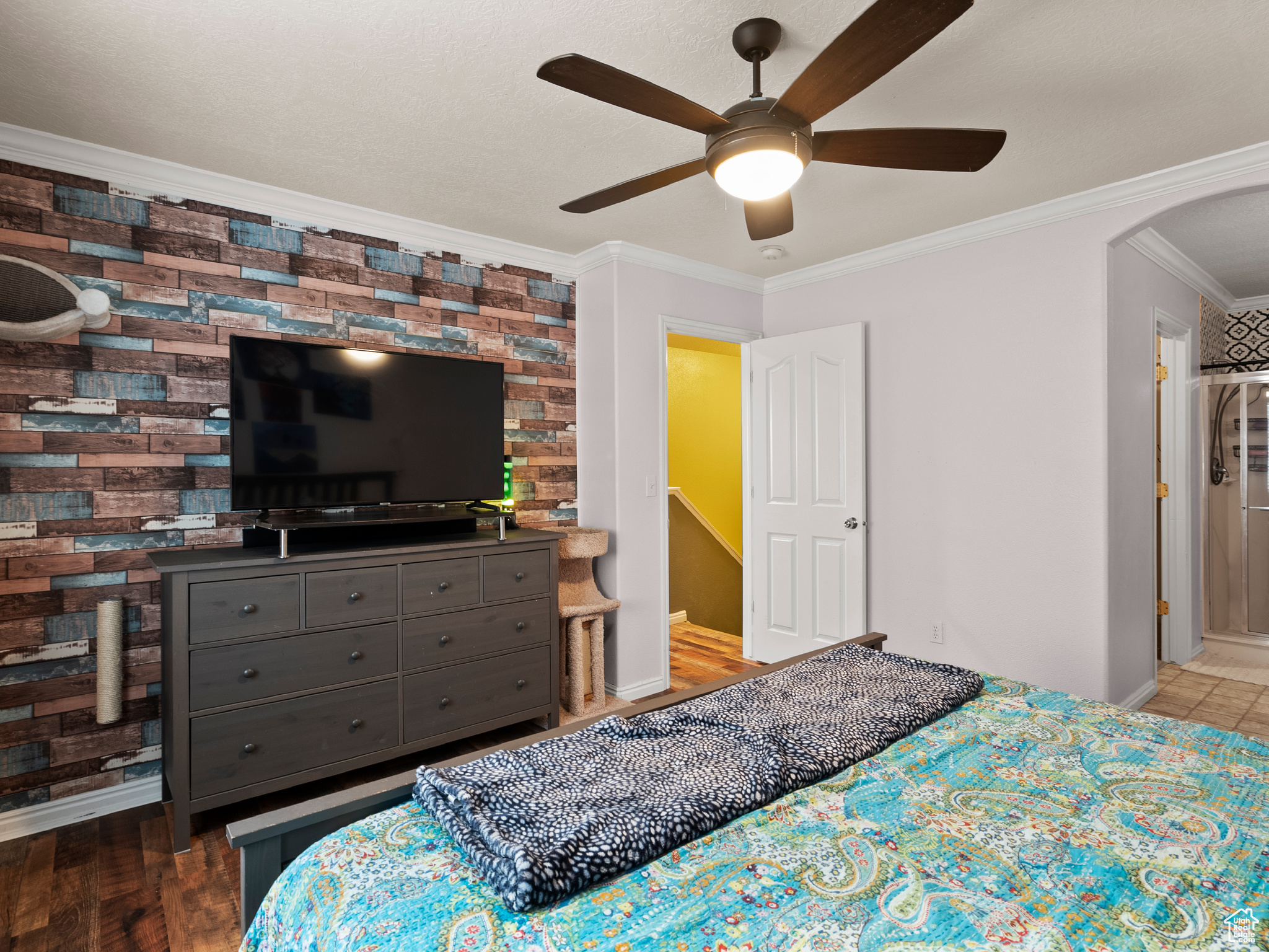TOWNS AT HUNTER VILLAGE - Residential