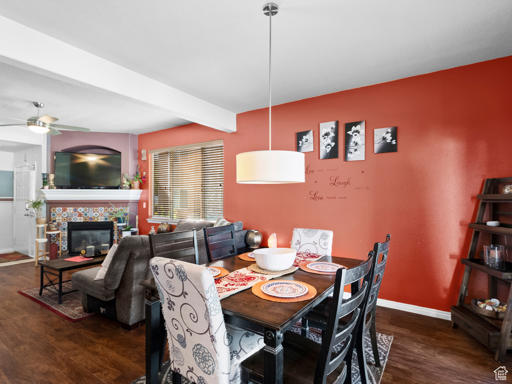 TOWNS AT HUNTER VILLAGE - Residential