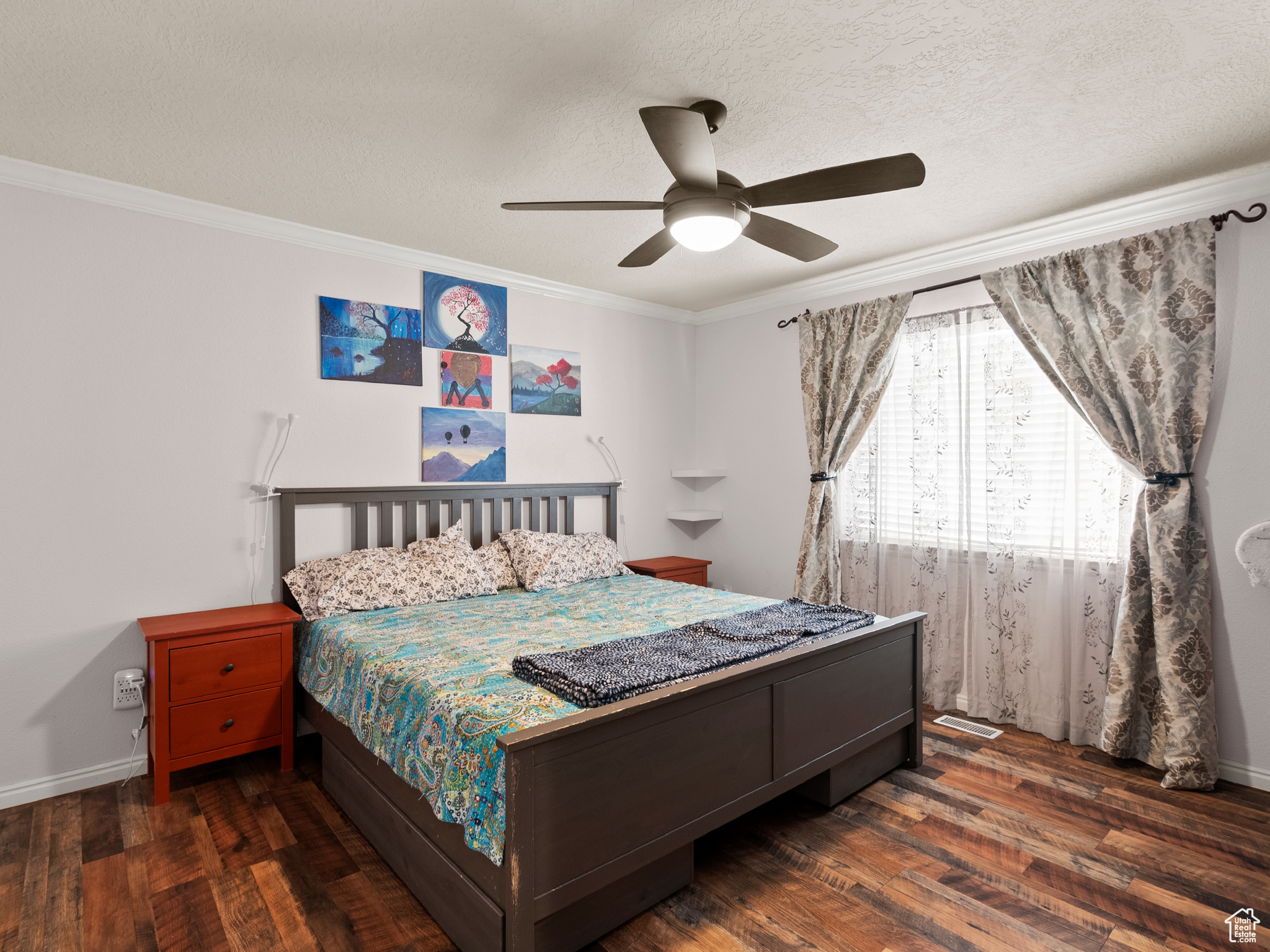 TOWNS AT HUNTER VILLAGE - Residential